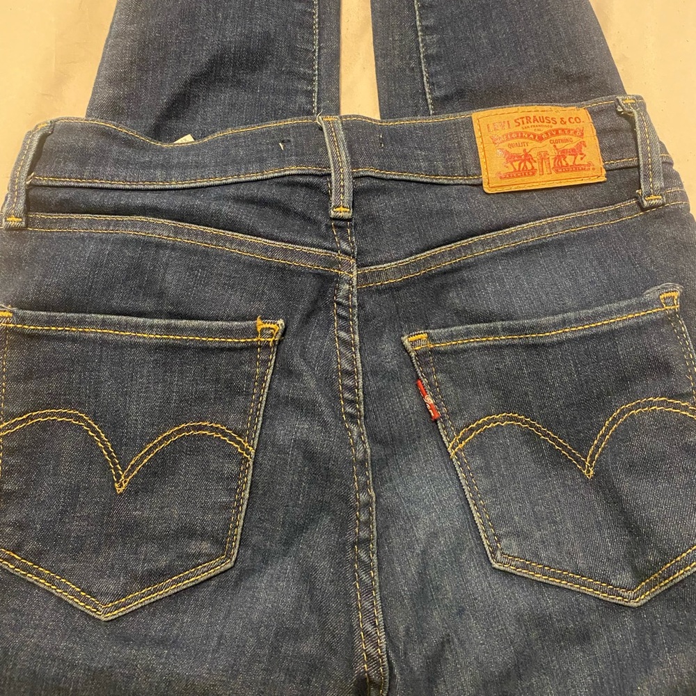 Levi’s 720 dark wash